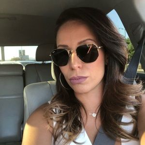 Meet your Posher, Karen